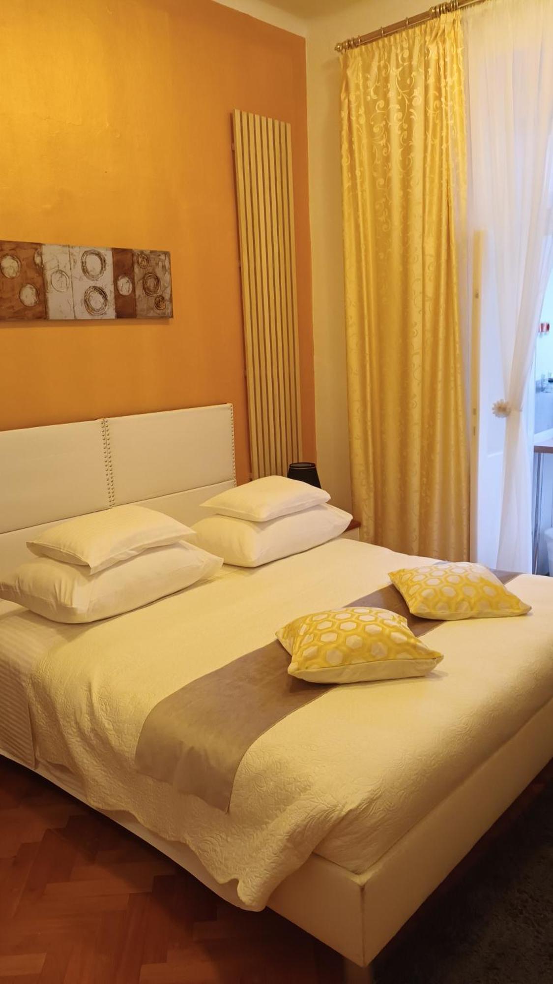Guesthouse Vrlic سبليت المظهر الخارجي الصورة